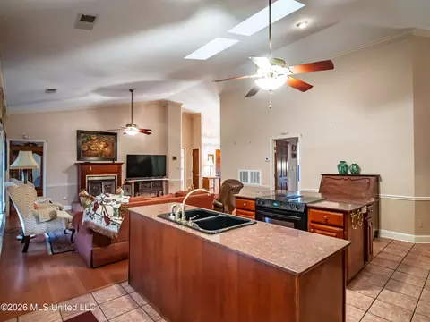 Kitchen - 313 N Main St, Sardis, MS 38666 photo 2 of 5