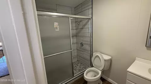 Bath - 816 Marion Blvd, Forest, MS 39074 photo 1 of 1