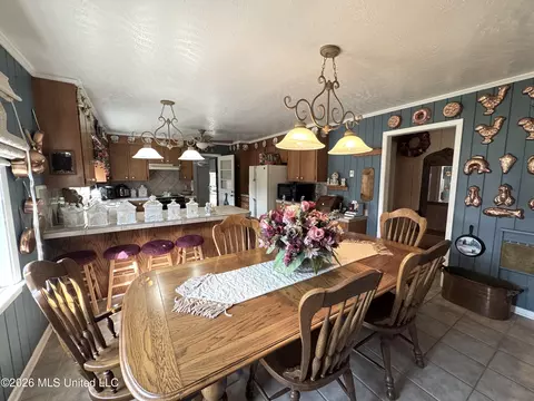 Dining - 3656 Mississippi 16, Canton, MS 39046 photo 1 of 4