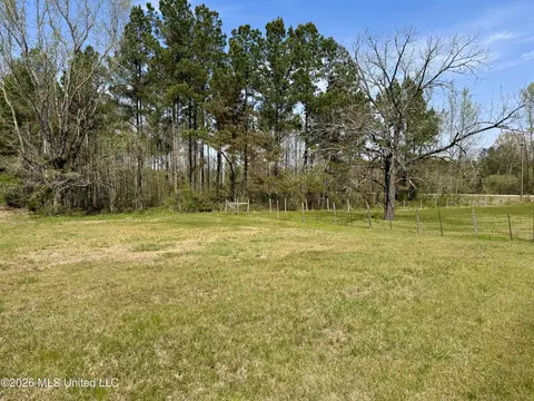 Exterior - 3656 Mississippi 16, Canton, MS 39046 photo 2 of 4