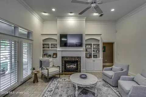 Living - 302 Sarah Cv, Brandon, MS 39047 photo 3 of 3