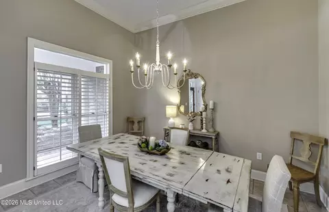 Dining - 302 Sarah Cv, Brandon, MS 39047 photo 3 of 8