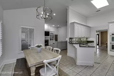 Dining - 302 Sarah Cv, Brandon, MS 39047 photo 8 of 8