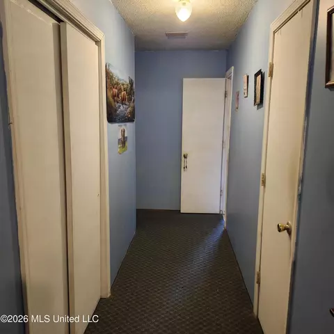 Entry Way - 19211 Eldridge Dr, Saucier, MS 39574 photo 5 of 7