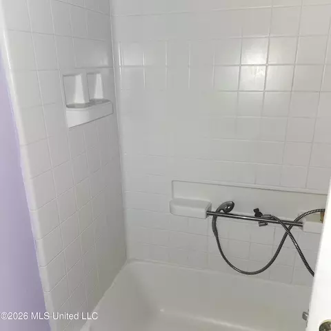 Bath - 19211 Eldridge Dr, Saucier, MS 39574 photo 2 of 7