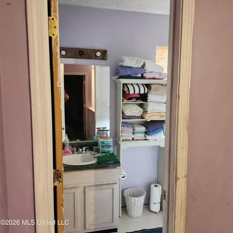 Bath - 19211 Eldridge Dr, Saucier, MS 39574 photo 5 of 7