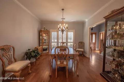Dining - 1290 S Robertson Rd, Hernando, MS 38632 photo 1 of 2