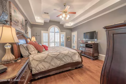 Bedroom - 1290 S Robertson Rd, Hernando, MS 38632 photo 2 of 9