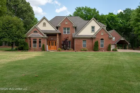 Exterior - 1290 S Robertson Rd, Hernando, MS 38632 photo 1 of 9