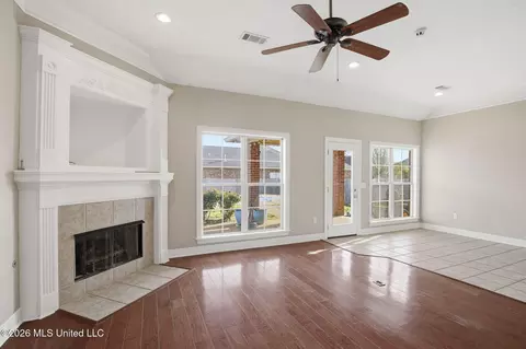 Living - 306 Red Cedar Dr, Brandon, MS 39047 photo 3 of 3
