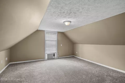Bedroom - 1058 Ridgeside Dr, Brandon, MS 39042 photo 8 of 8