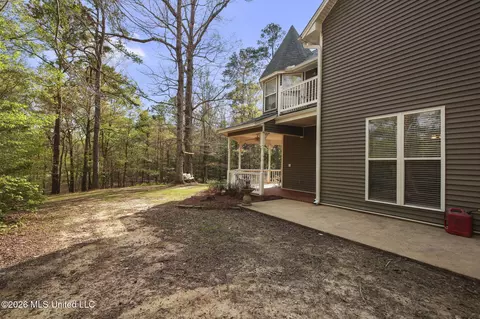 Exterior - 1058 Ridgeside Dr, Brandon, MS 39042 photo 17 of 25