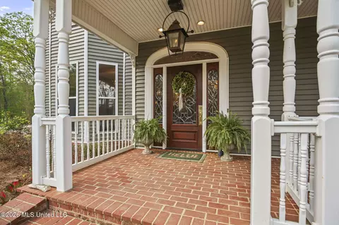 Exterior - 1058 Ridgeside Dr, Brandon, MS 39042 photo 11 of 25
