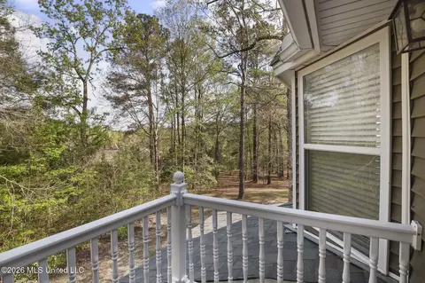 Exterior - 1058 Ridgeside Dr, Brandon, MS 39042 photo 15 of 25