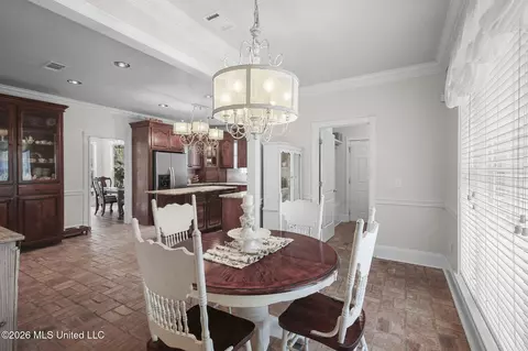 Dining - 1058 Ridgeside Dr, Brandon, MS 39042 photo 4 of 4