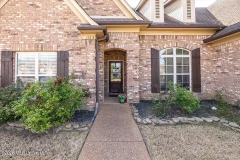 Exterior - 1768 Linden Dr, Nesbit, MS 38651 photo 3 of 5
