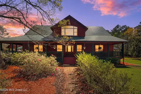 24203 Bilbo Rd, Vancleave, MS 39565