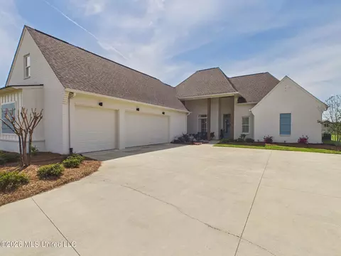 Exterior - 103 Victory Ln, Madison, MS 39110 photo 2 of 6