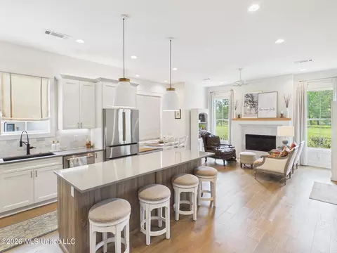 Kitchen - 103 Victory Ln, Madison, MS 39110 photo 2 of 5