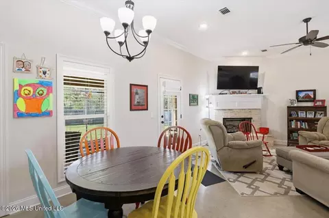 Dining - 668 Conti Dr, Brandon, MS 39042 photo 1 of 2