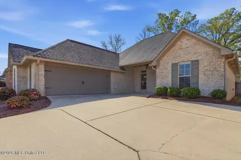 Exterior - 668 Conti Dr, Brandon, MS 39042 photo 2 of 6