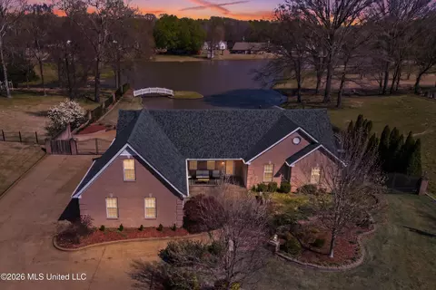 4092 Pinehurst Blvd, Southaven, MS 38672