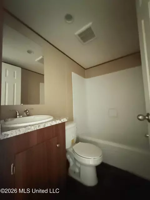 300 Franklin Rd, Braxton, MS 39044 photo 10