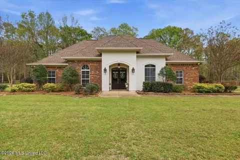 112 Magnolia Blvd, Florence, MS 39073