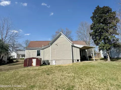 Exterior - 535 W Monticello St, Brookhaven, MS 39601 photo 2 of 4