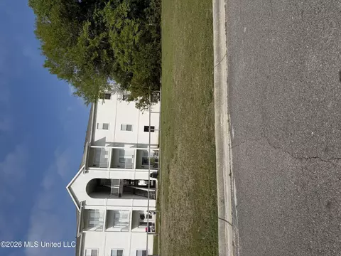 Oak Alley Lane, Long Beach, MS 39560