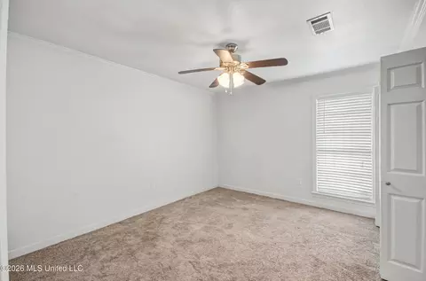 Bedroom - 606 Honeysuckle Dr, Madison, MS 39110 photo 4 of 5