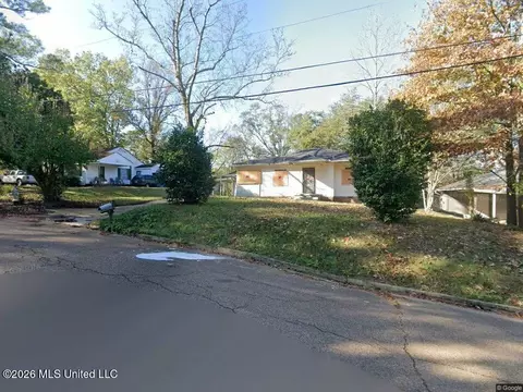 2647 Glenn St, Jackson, MS 39204