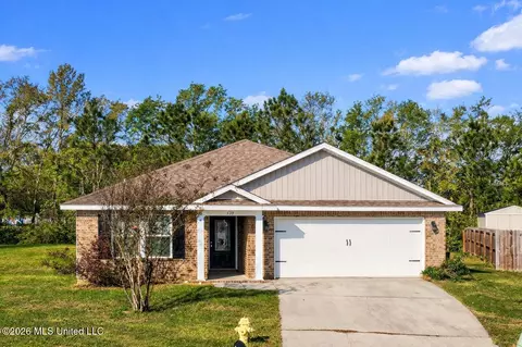 539 W Marigold Dr, Long Beach, MS 39560