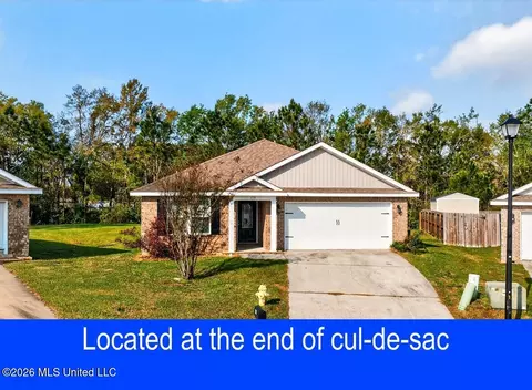 539 W Marigold Dr, Long Beach, MS 39560