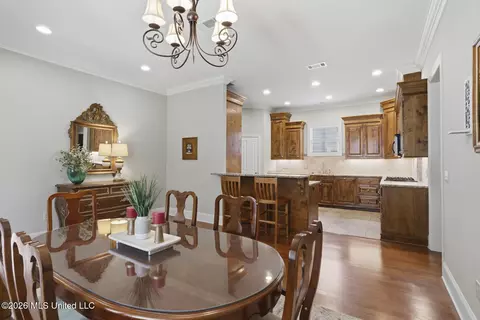 Dining - 118 Hampton Chase, Madison, MS 39110 photo 3 of 4