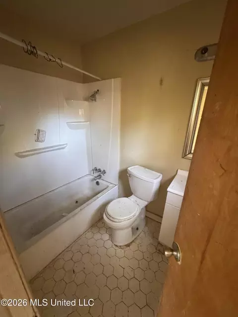 1169 Marble St, Jackson, MS 39212 photo 6