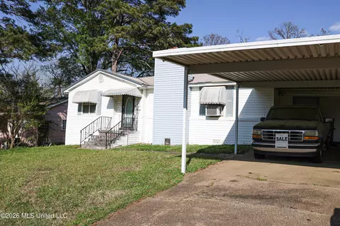 Exterior - 1616 Gibraltar Dr, Jackson, MS 39204 photo 2 of 3