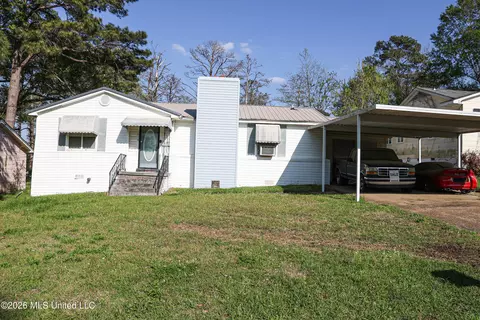 1616 Gibraltar Dr, Jackson, MS 39204