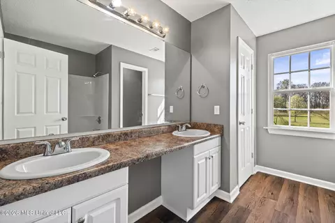 Entry Way - 1211 Scott Ave, Lambert, MS 38643 photo 3 of 4