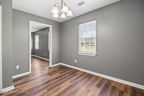 Entry Way - 1211 Scott Ave, Lambert, MS 38643 photo 2 of 4