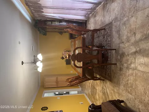 16 Nelson Cir, Jackson, MS 39212 photo 8