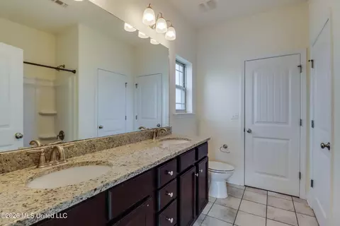 Bath - 3776 River Trace Dr, D'iberville, MS 39540 photo 4 of 6