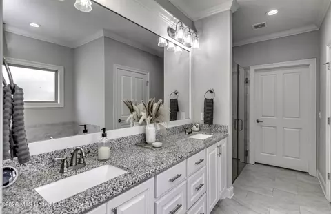 Bath - 109 Hampstead Dr, Madison, MS 39110 photo 2 of 6