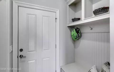 Entry Way - 109 Hampstead Dr, Madison, MS 39110 photo 4 of 5