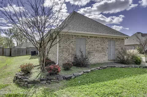 Exterior - 109 Hampstead Dr, Madison, MS 39110 photo 7 of 12