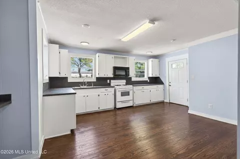 Other - 612 N Wright Ave, Long Beach, MS 39560 photo 4 of 11