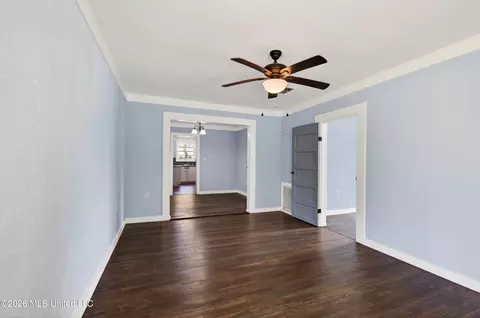 Living - 612 N Wright Ave, Long Beach, MS 39560 photo 2 of 5