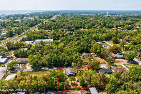 View/Area - 612 N Wright Ave, Long Beach, MS 39560 photo 3 of 4