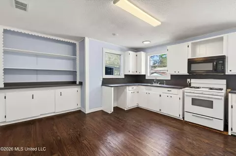 Other - 612 N Wright Ave, Long Beach, MS 39560 photo 5 of 11
