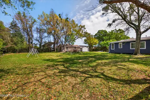 Exterior - 612 N Wright Ave, Long Beach, MS 39560 photo 8 of 9